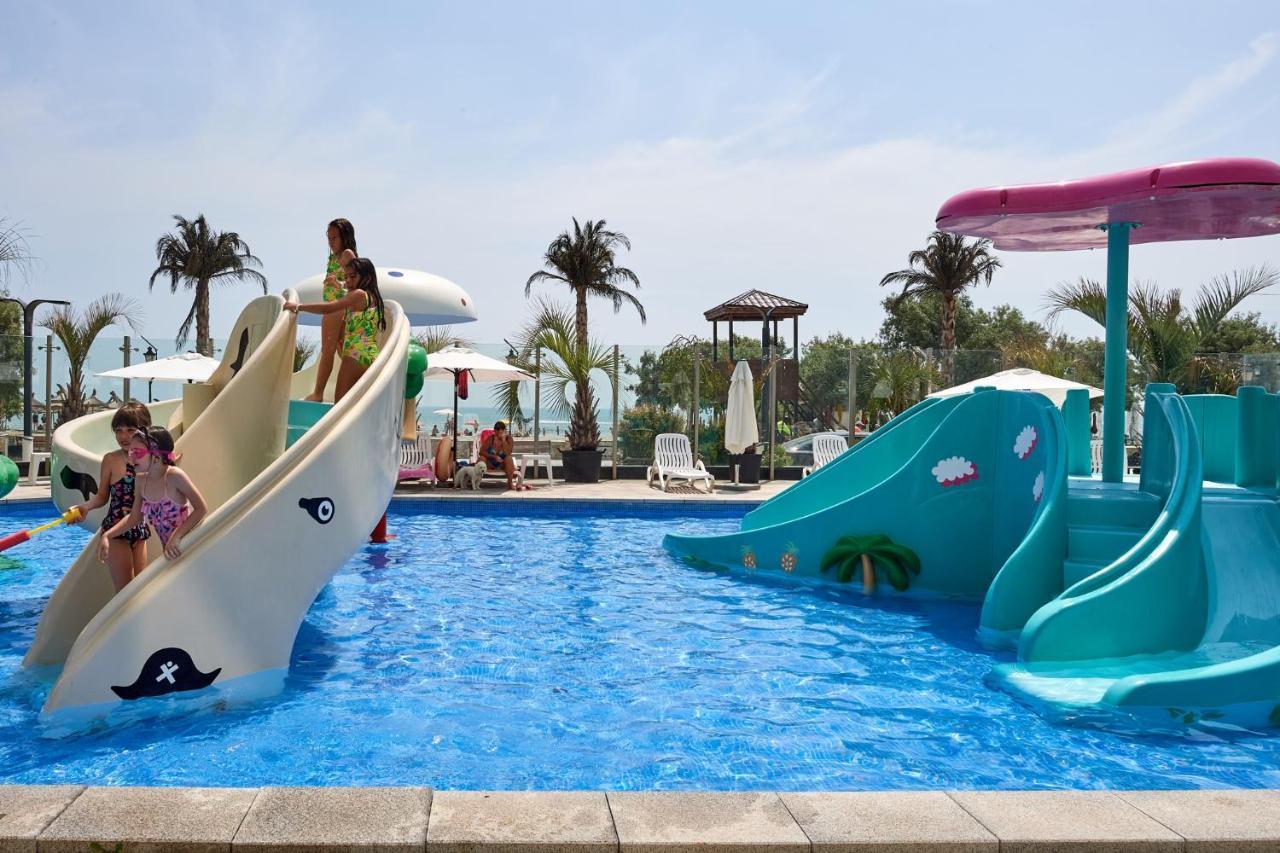 Panoramic Aparthotel Pool & Spa Mamaia Nord Năvodari Exterior foto
