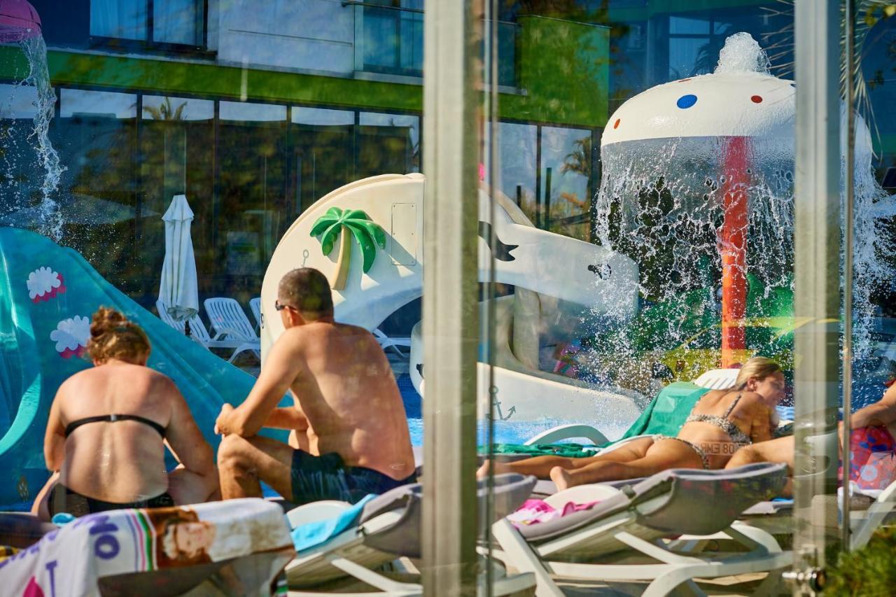 Panoramic Aparthotel Pool & Spa Mamaia Nord Năvodari Exterior foto